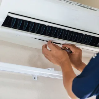 combination heating and air conditioning units